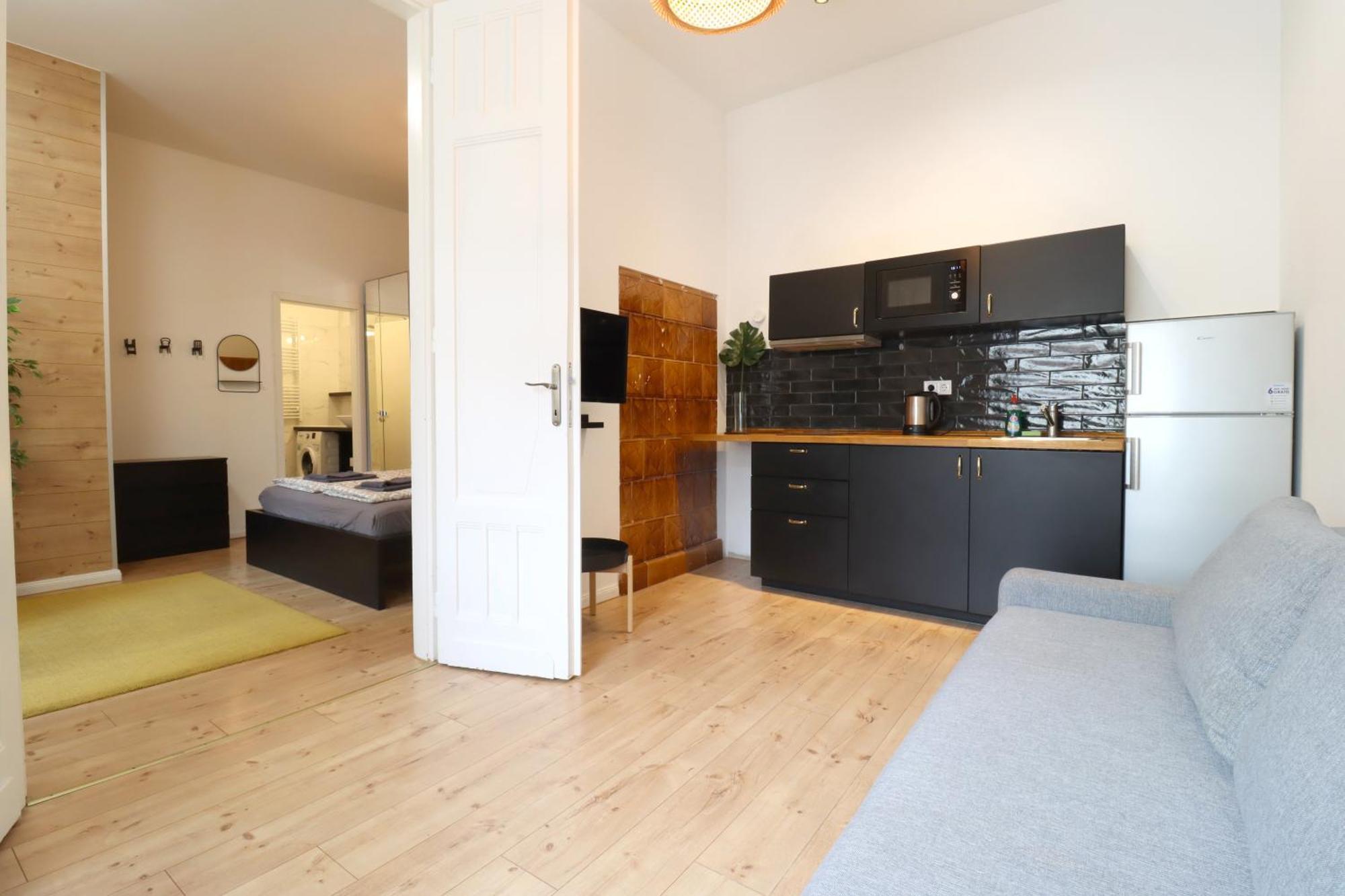A13 Downtown Apartments With Parking บูดาเปสต์ ภายนอก รูปภาพ
