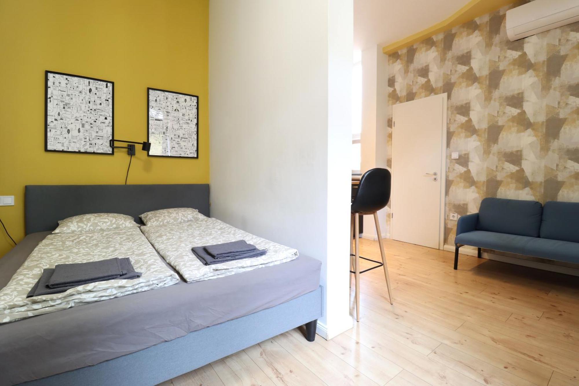 A13 Downtown Apartments With Parking บูดาเปสต์ ภายนอก รูปภาพ
